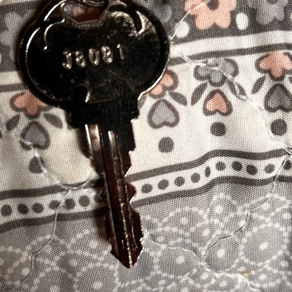 Key - Picture 5 of 5